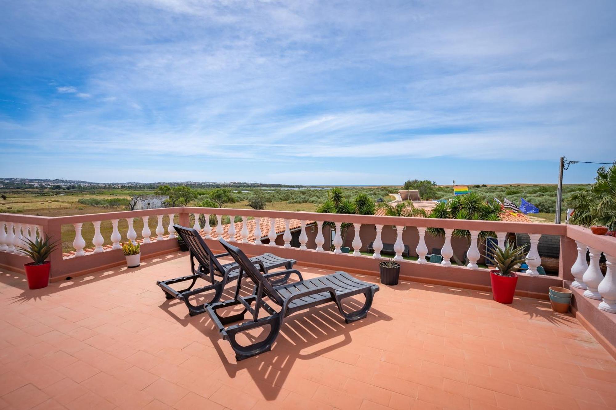 Villa Paradis - Quartos Pera Bagian luar foto