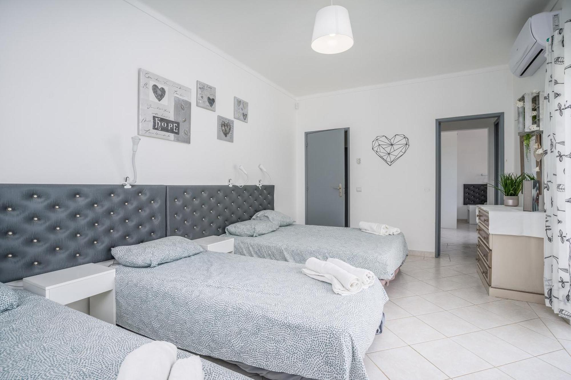 Villa Paradis - Quartos Pera Bagian luar foto