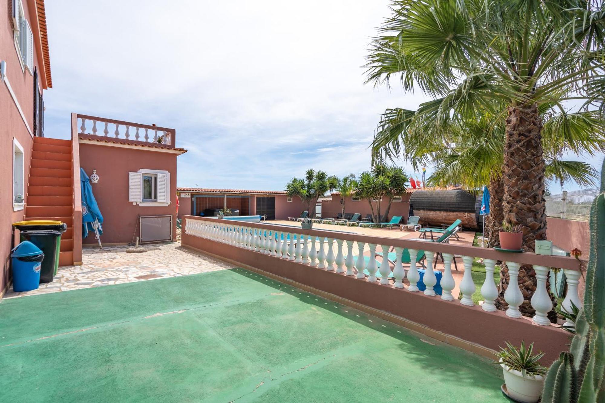 Villa Paradis - Quartos Pera Bagian luar foto