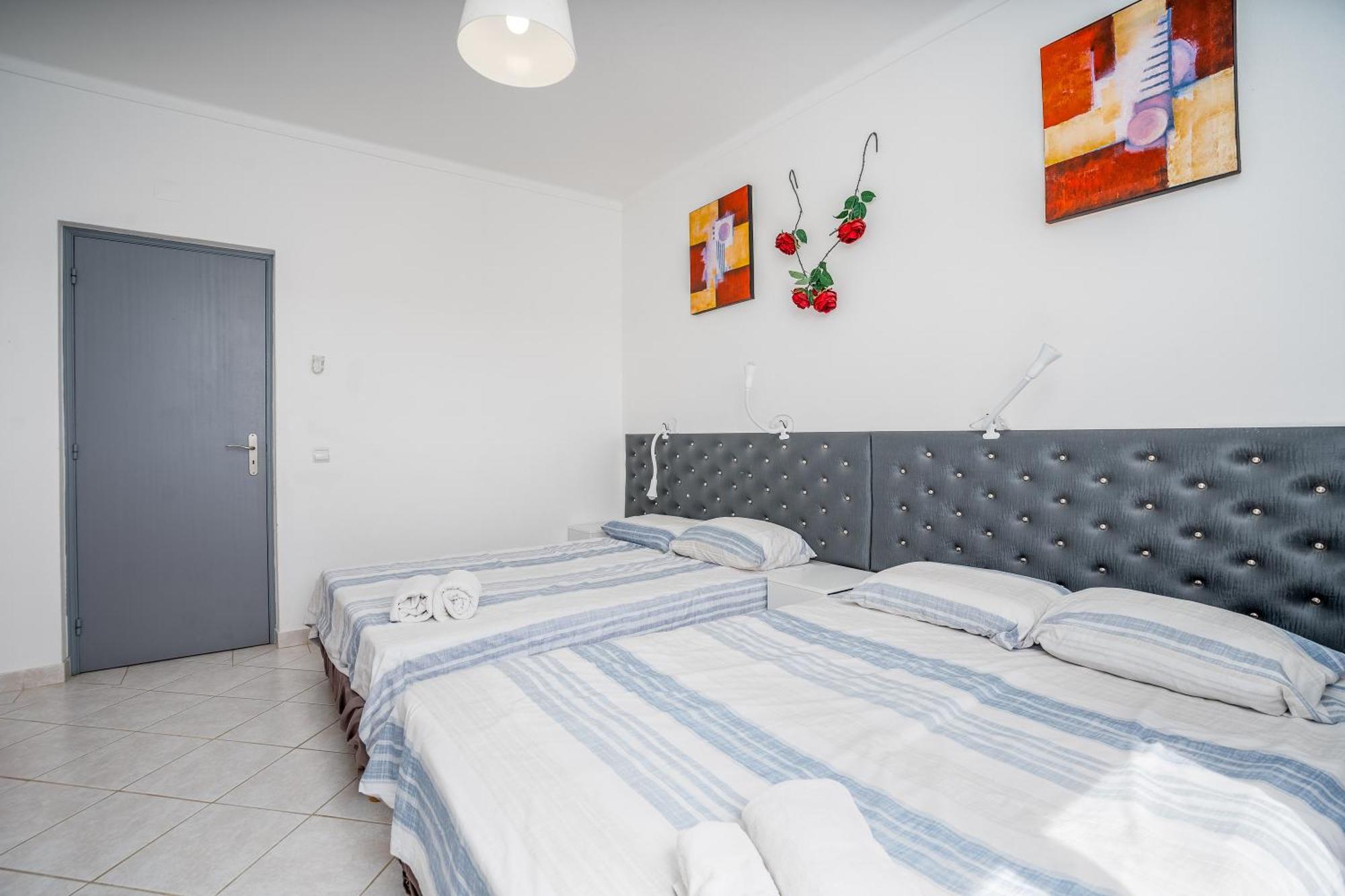 Villa Paradis - Quartos Pera Bagian luar foto